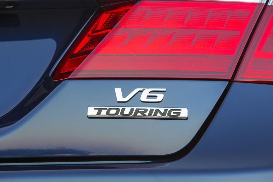  Honda Accord Touring Sedan 2013 года  (фото 15 из 19)